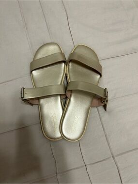 Kensie - Soft Metallic Gold Double-Strap Single Buckle Flat Slide Sandals